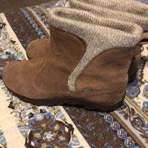 Women’s Merrell 5.5 jungle moks